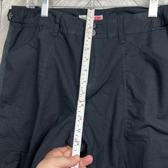 Blossom and Clover Ladies Capris - Picture 12 of 12